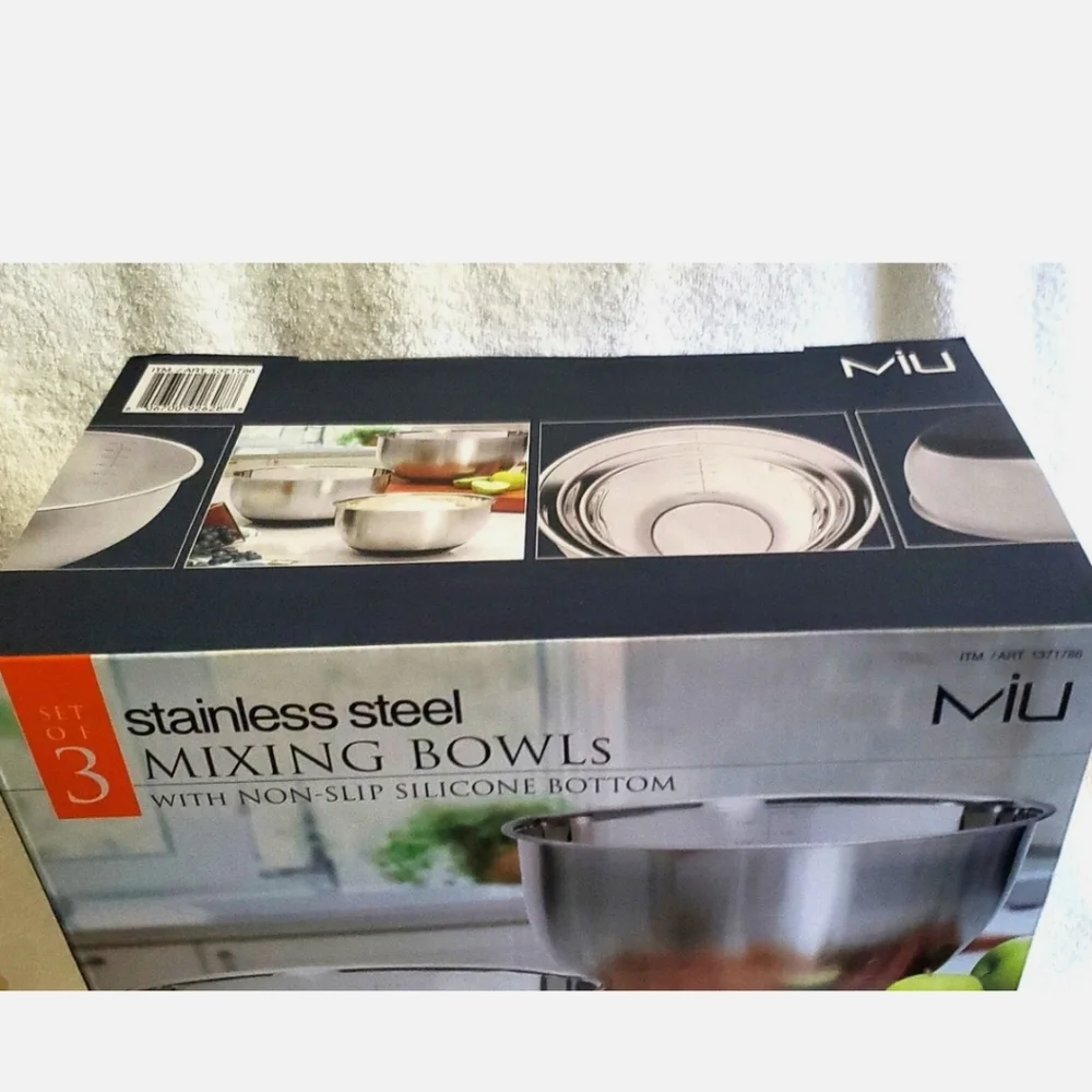 Miu Miu questions leave
